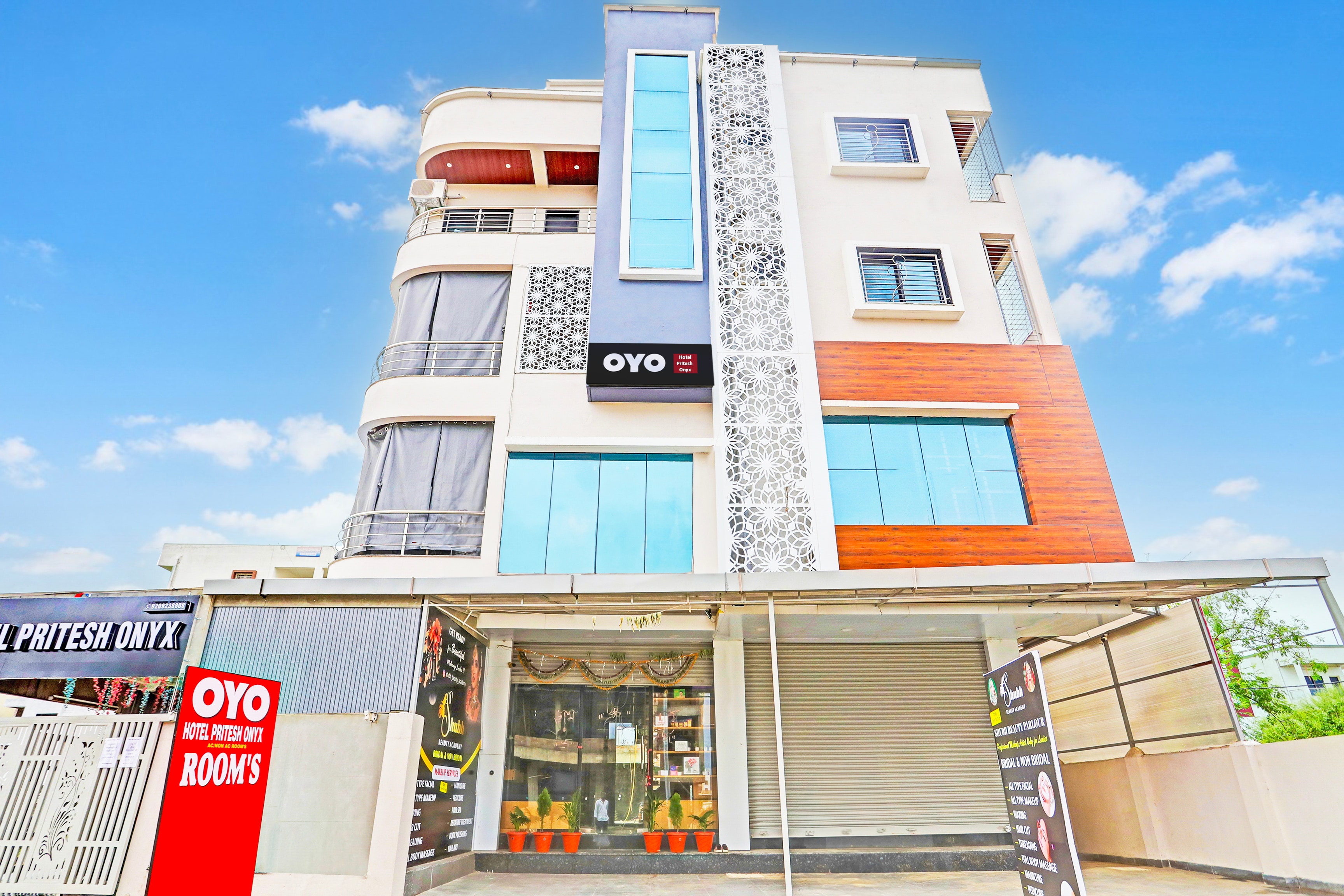 Hotel O Pritesh Onyx - Tap to explore photos