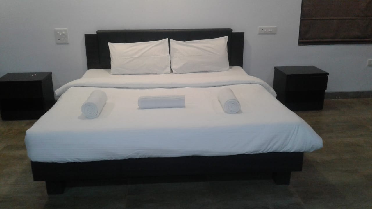 3BHK Sea View luxury Apartment - Tap to explore photos