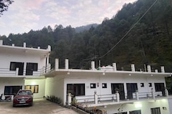 Chirag Homestay | Rooms & Caretaker, Kosya Kutauli