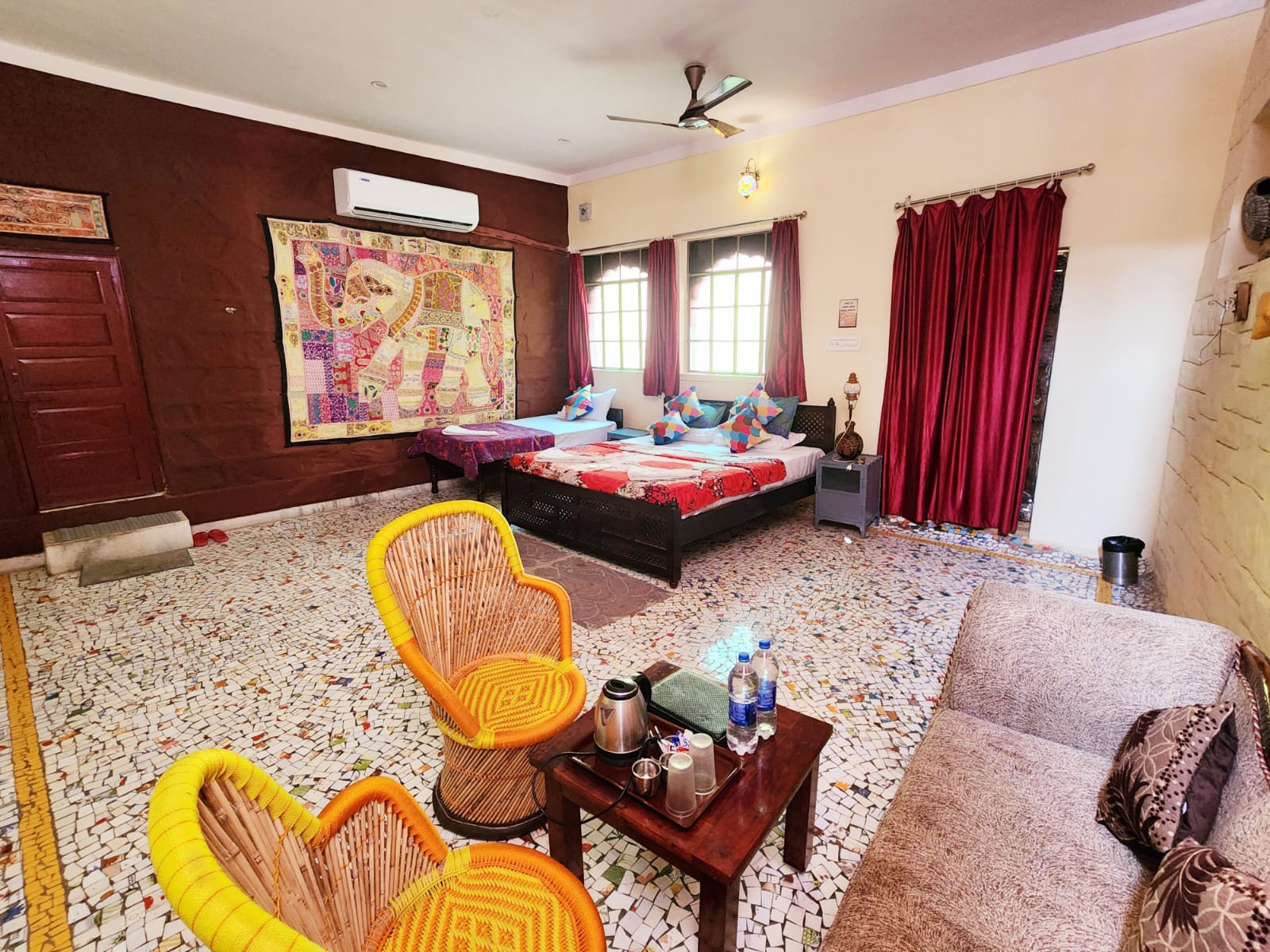 Jodhpur Heritage Haveli and Guest House - Tap to explore photos