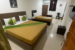 Palm Tree Inn, Munnar