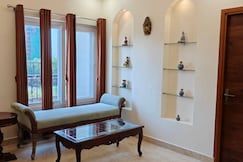 Rajeneeta 1, Lucknow