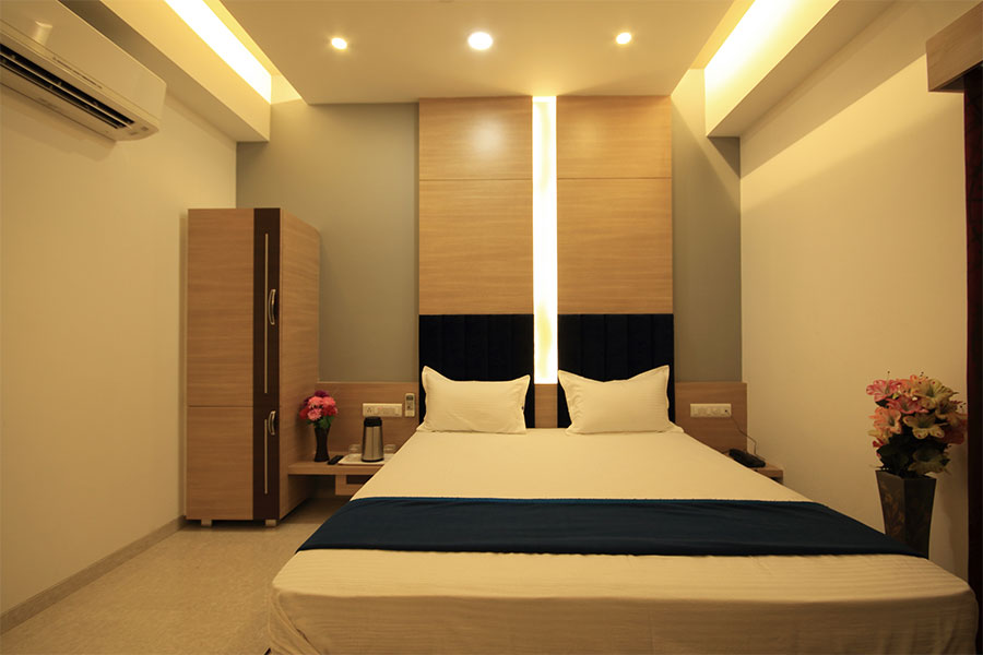 Hotel Shagun - Tap to explore photos