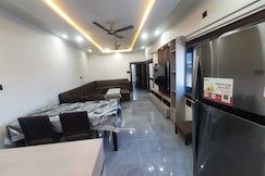 Blessing Divine  2BHK Fully Furnished Homestay, Mandla