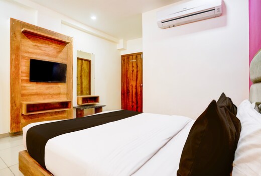 Hotel O RR