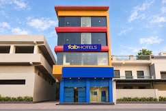FabHotel Grand Stay, Ghaziabad