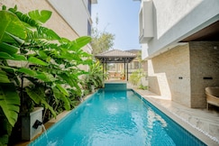 Lindsay Manor AkSh Private Pool 4BHK, Goa