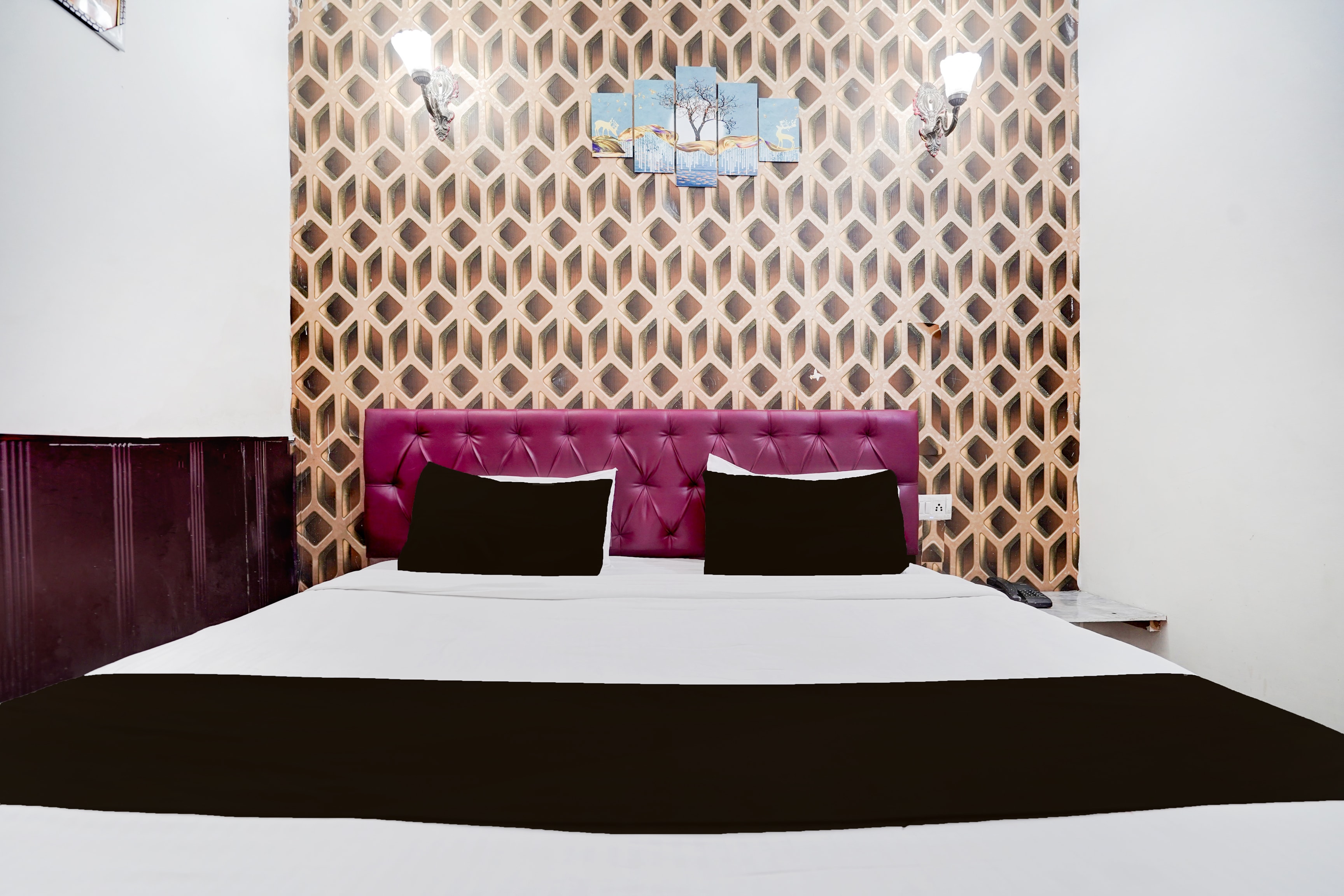Hotel O Max Homestay - Tap to explore photos