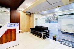 Hotel O Divine Inn, Noida