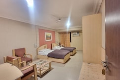 Hotel Apollo., Bhavnagar
