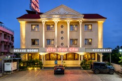 Hotel Royal Palace, Karad, Karad