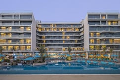 The Retreat Palm Jumeirah Dubai M Gallery by Sofitel, Dubai