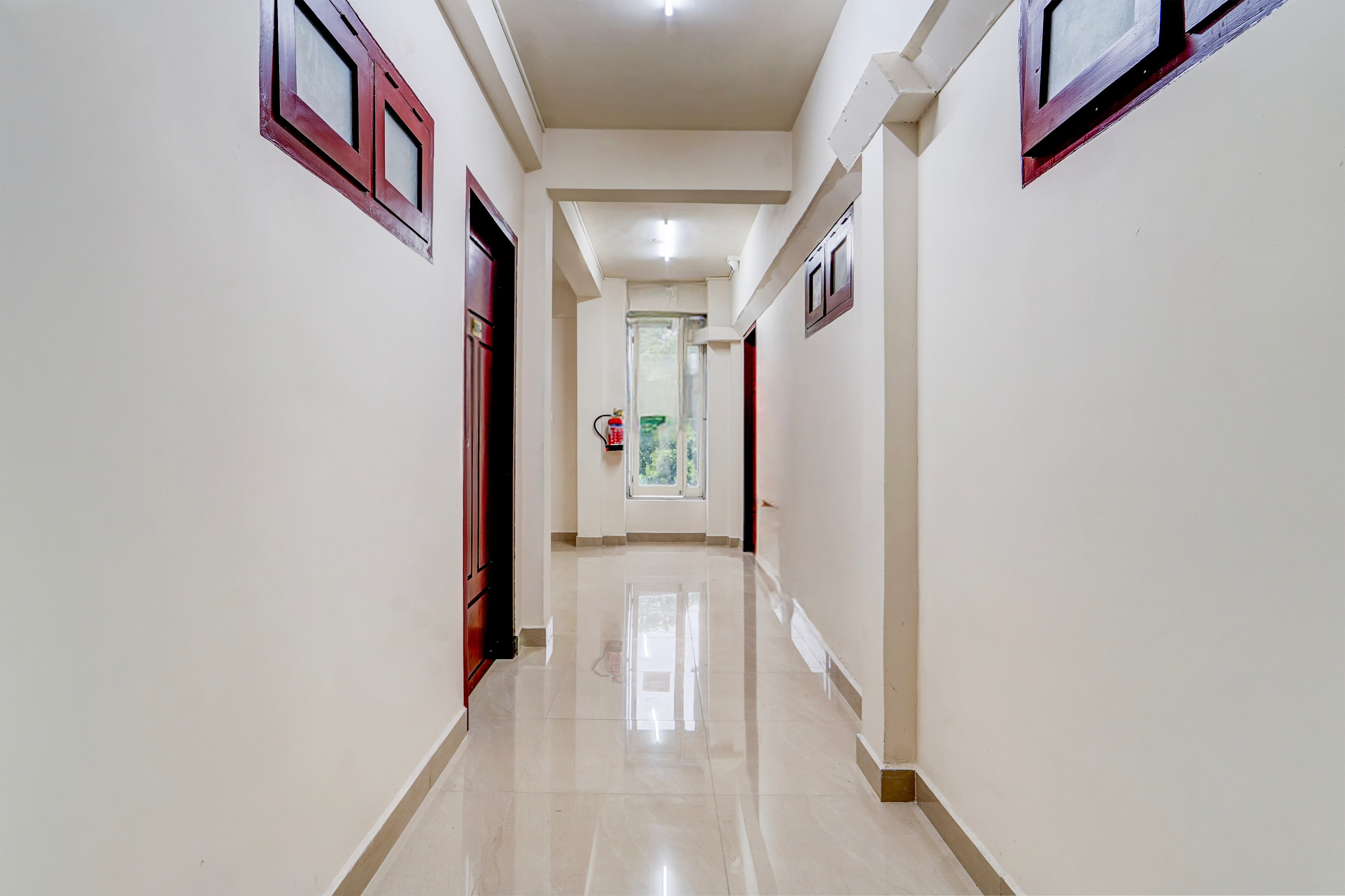 Collection O Kottayam Formerly Sap Inn - Tap to explore photos