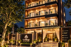 Hotel La Mirage, Noida