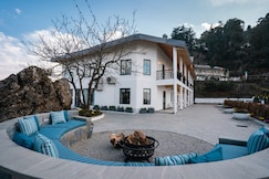 LohonoStays Airyland 7 Bedroom, Mussoorie