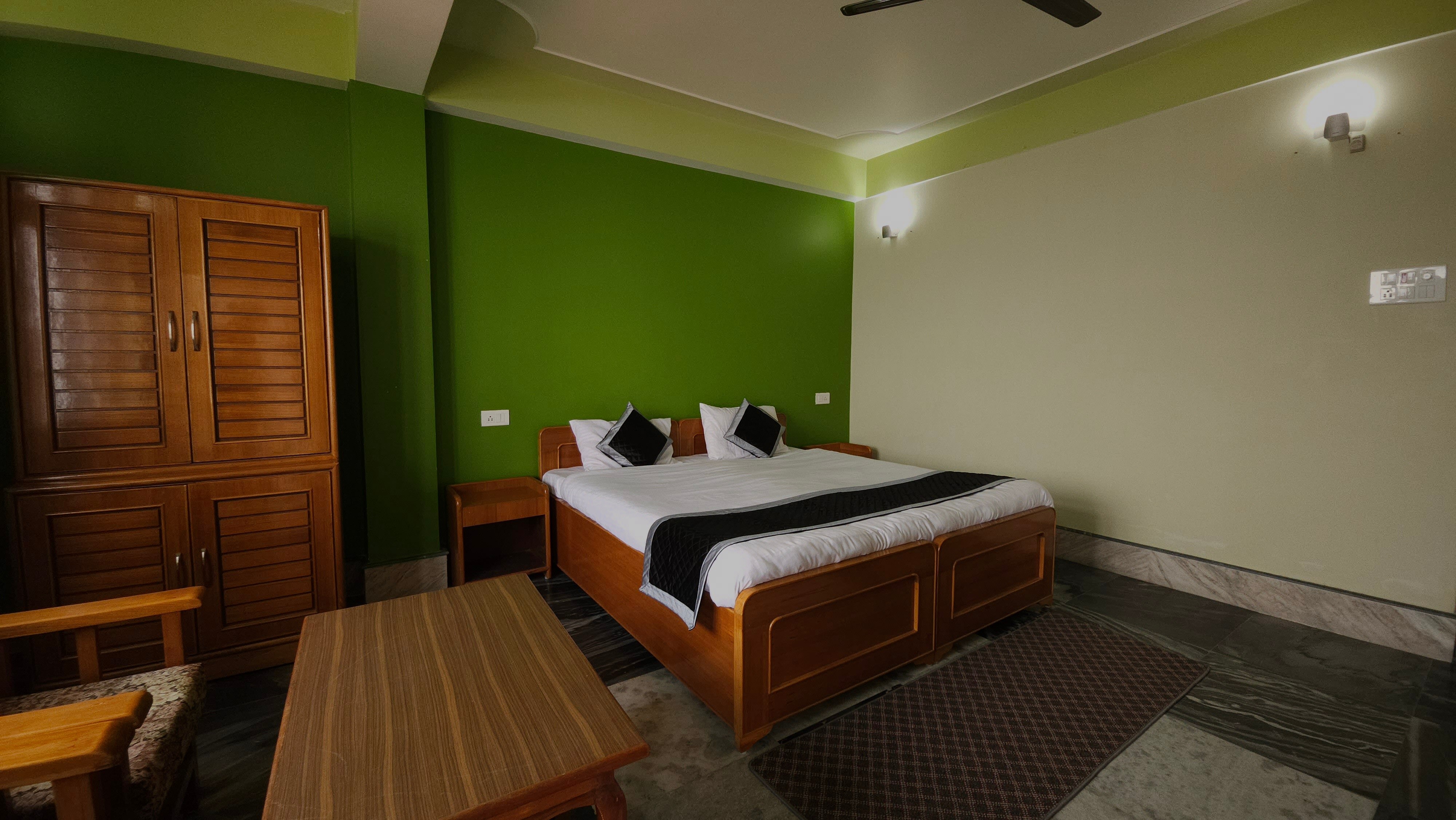Ecotel Kalimpong - Tap to explore photos