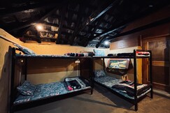 Chillgoza cafe & stay, Bir Billing