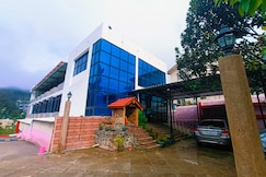 Hotel Vetrivel International by Brown Tree Resorts