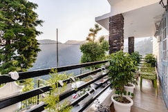 Skyvale Nainital 4BHK Mountain View Villa, Khatima