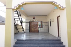 DWARAKA DHARMA STAY, Hampi