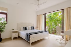 Stylish 1BHK Apartment with Pool near Candolim Beach | Hireavilla, Goa