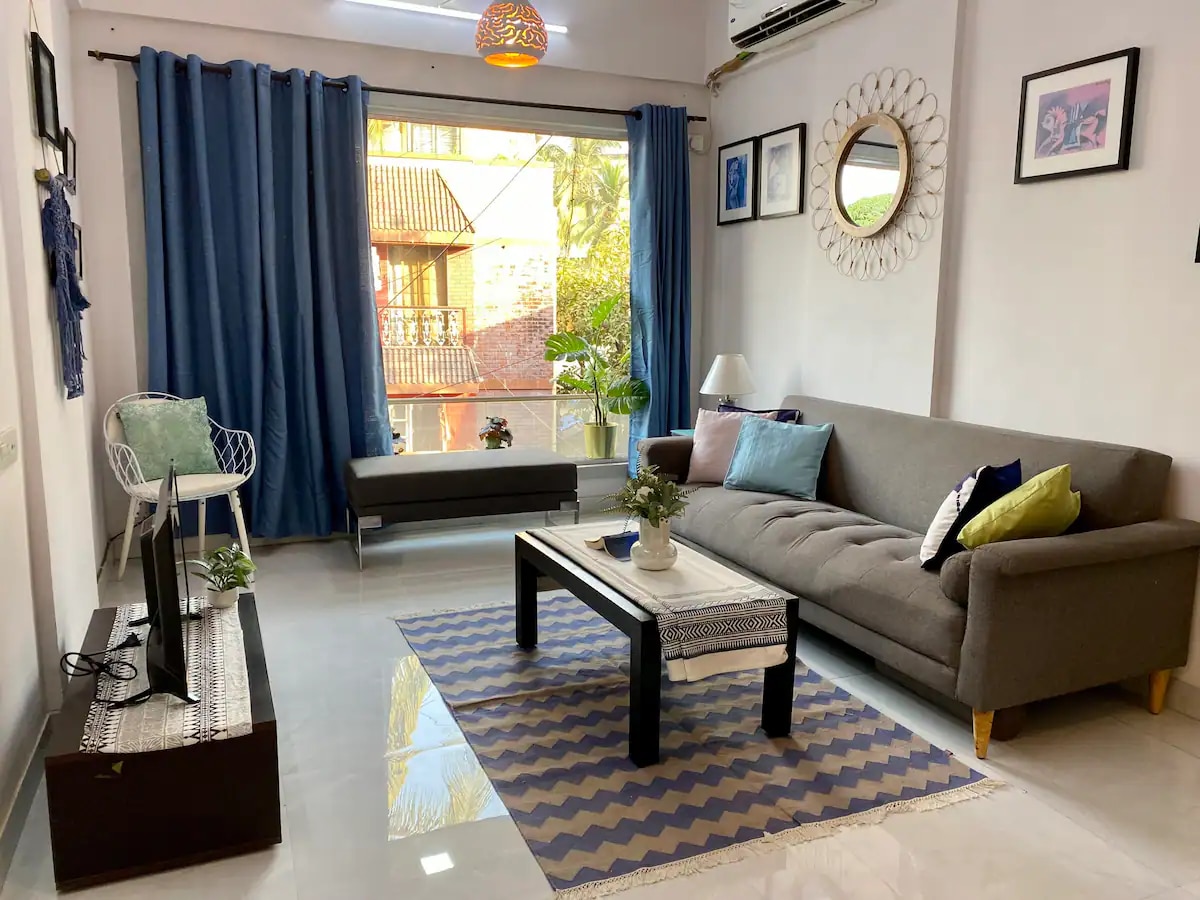 Angel Views 201 near Lilavati Hospital Bandra West by Connekt Homes - Tap to explore photos