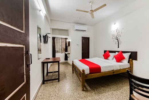 Hotel O Sushma Lodge