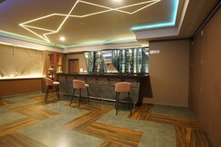 Hotel Rajadhani, Kottayam