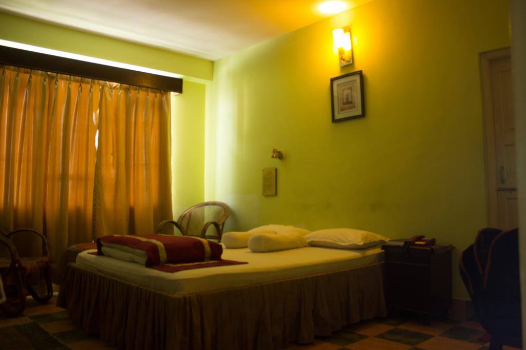 hotel jopa palace - Tap to explore photos