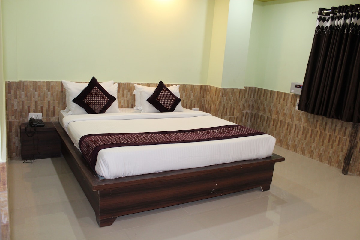 HOTEL DWARKADHISH - Tap to explore photos