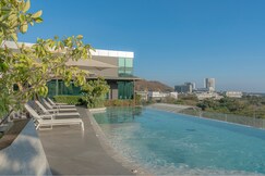 Holiday Inn & Suites Siracha Laemchabang, Si Racha