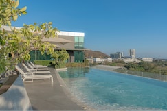 Holiday Inn & Suites Siracha Laemchabang, Si Racha