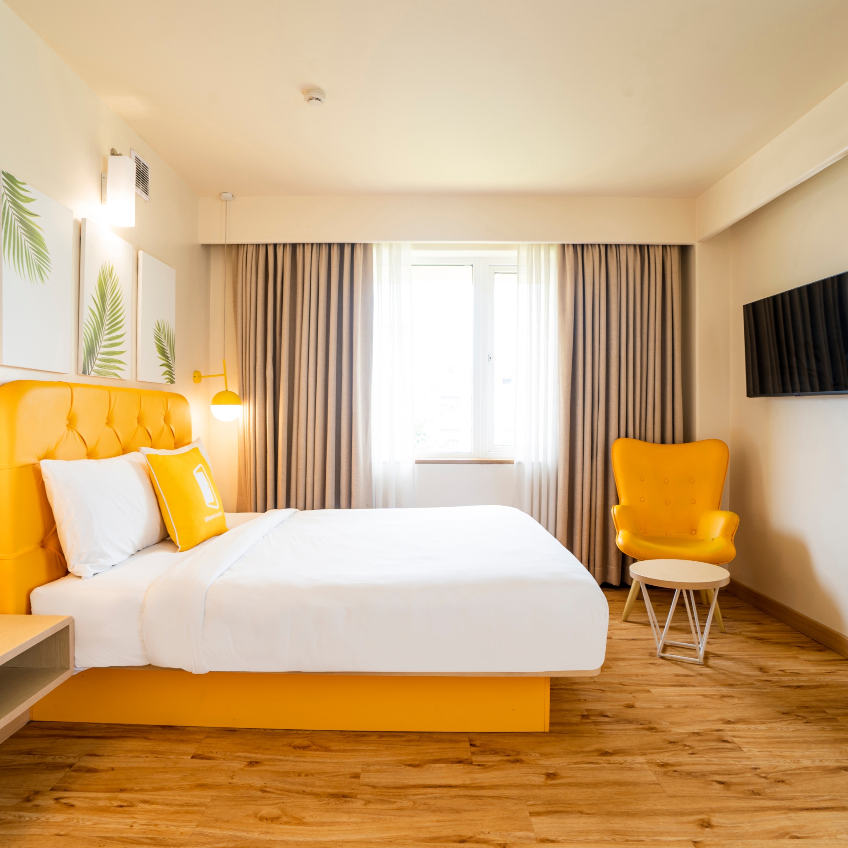 Bloom Hotel - Jammu - Tap to explore photos