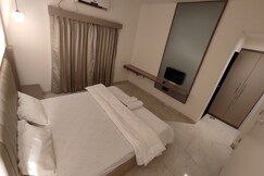 Hotel Presidency, Dapoli