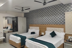 VIJETHA GRAND LODGE, Guntur