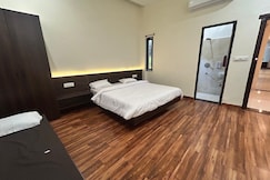 RoomRaccoonInn, Kasdol