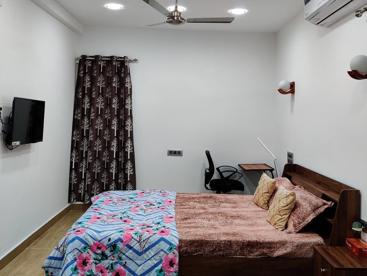 Urban Kuteer - Pvt Suite in the heart of South BLR - Tap to explore photos