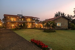SaffronStays Lake House Bouganvillea, Nashik