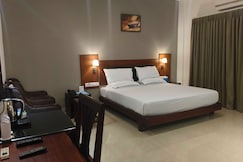 Collection O Kumaranalloor Formerly San Jose Inn, Kottayam