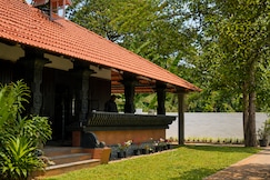 Ben&b's Riverview Staycation,Pooyamkutty, Valparai