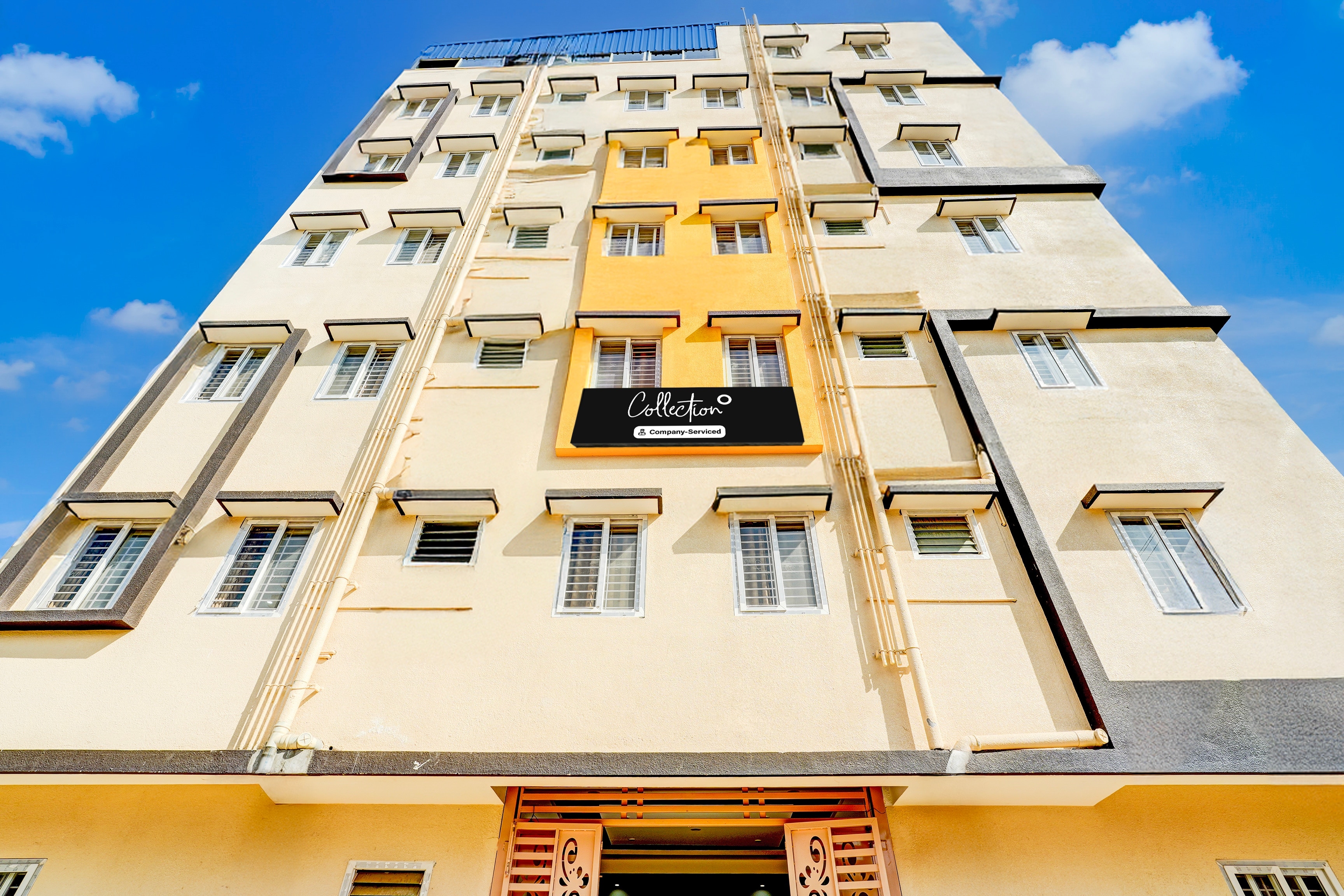Super Collection O 8th Mile Christ University Yeshwantpur - Tap to explore photos