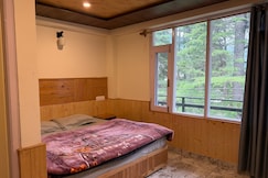 The Snow Inn, Manali