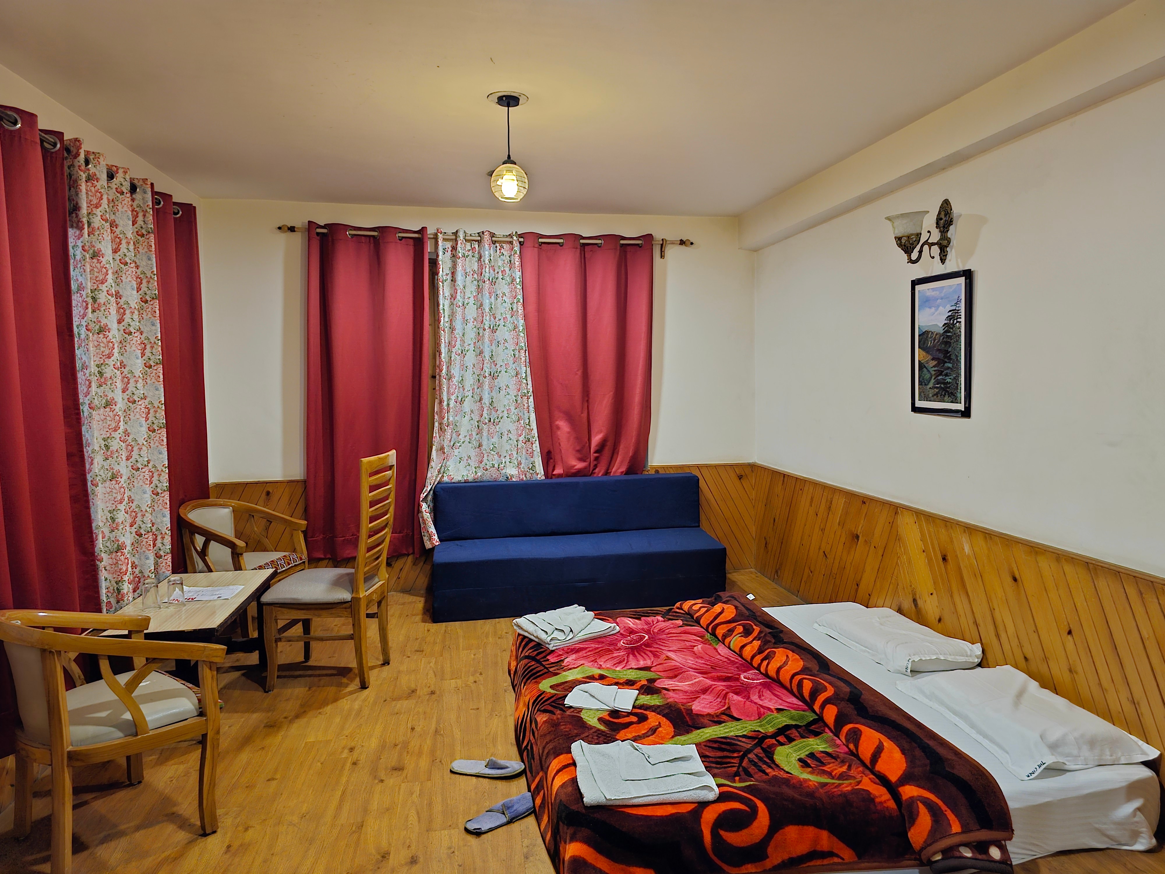 The Kuber Vatika By Holidays In Haven Hospitality - Tap to explore photos