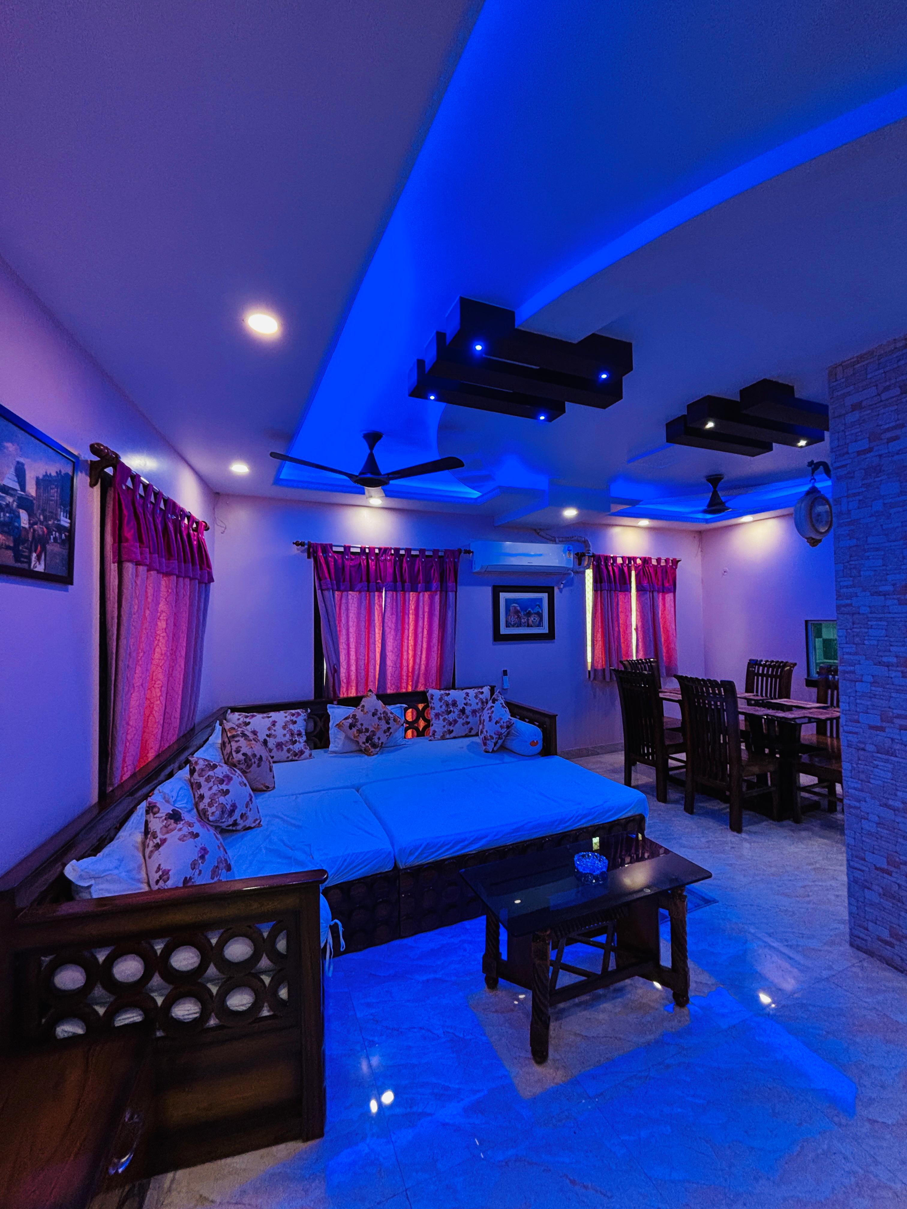 Agarwal Suites- 10mtrs from Sea beach - Tap to explore photos