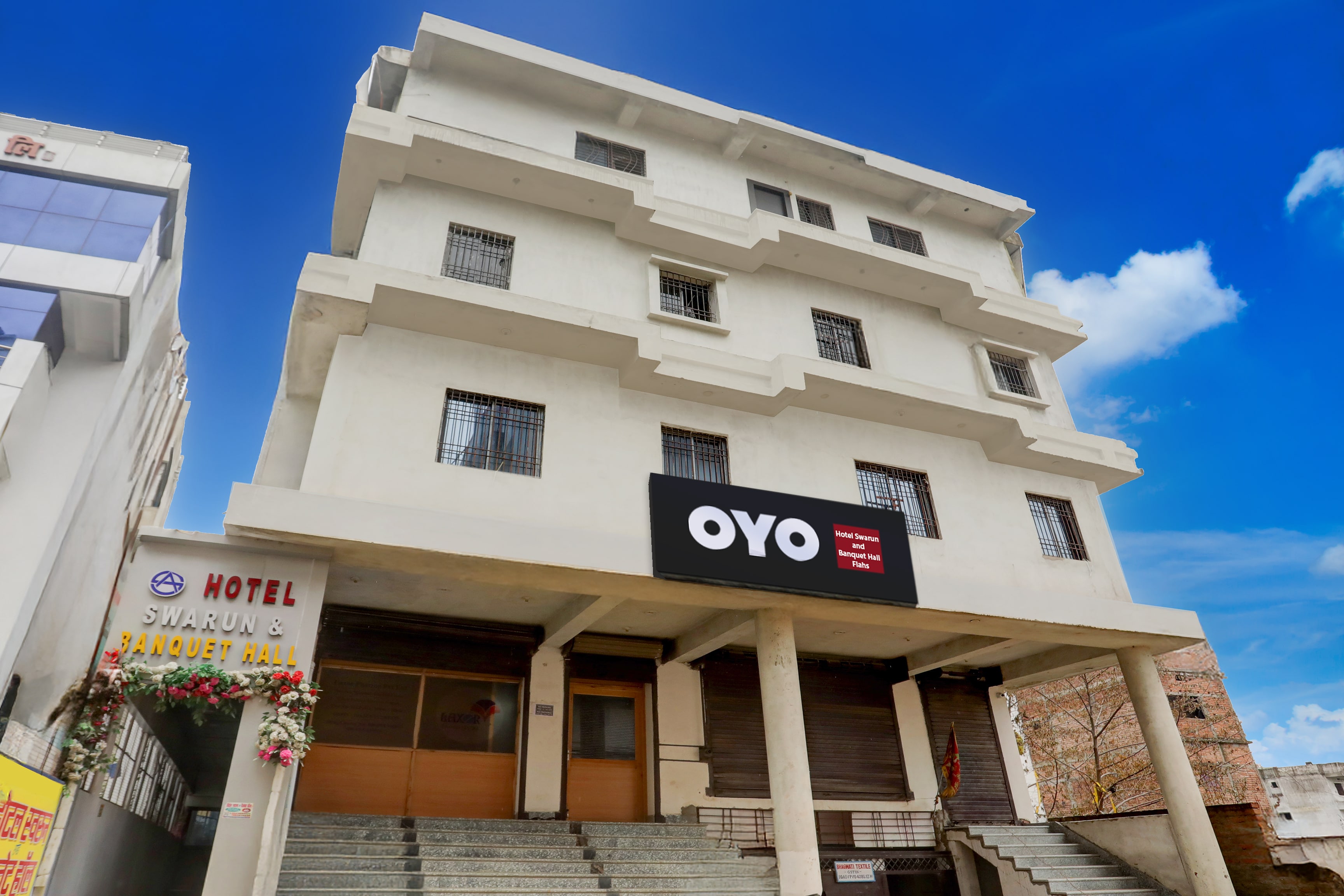 Hotel O Swarun and Banquet Hall - Tap to explore photos