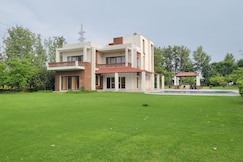 The Golf Retreat | Entire 4BHK Pool Farmhouse, Gurgaon