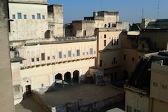 Narayan Niwas Castle, 36 kms from Jhunjhunu, Jhunjhunu