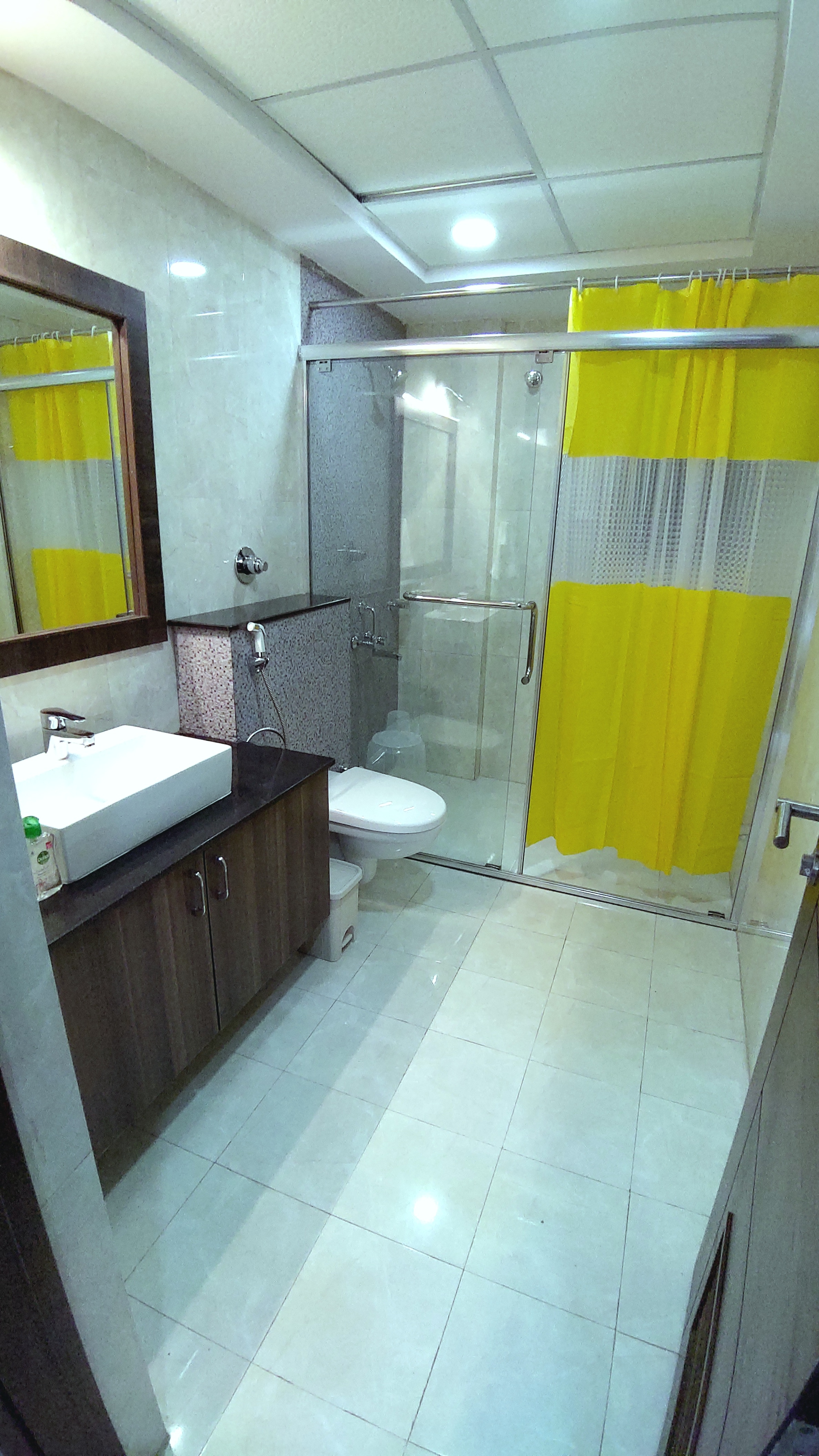 2BHK 4PAX IT CORPOARATE SERVICE APARTMENT MANYATA TECH PARK - Tap to explore photos