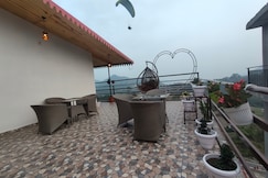 Dreamcatcher by lake & woods, Bhimtal