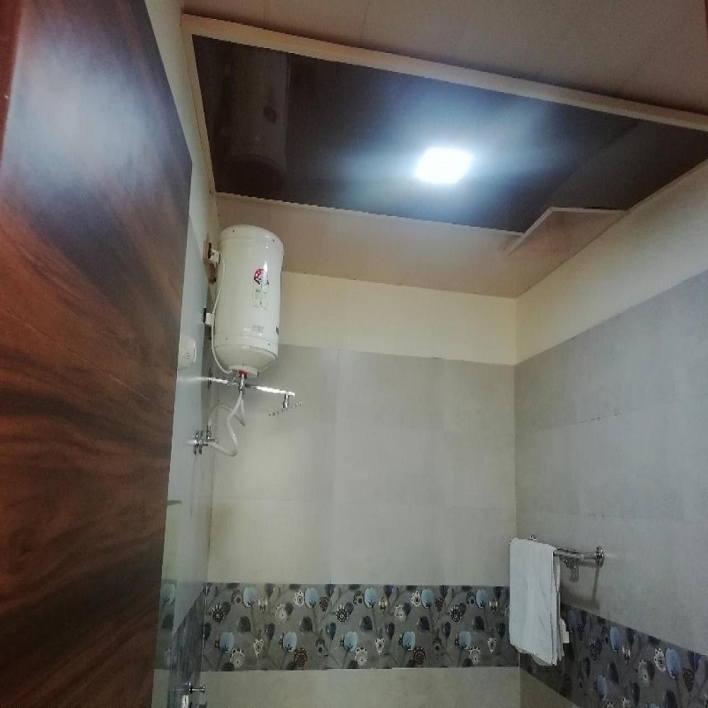 Kanda Guest House Moga - Tap to explore photos